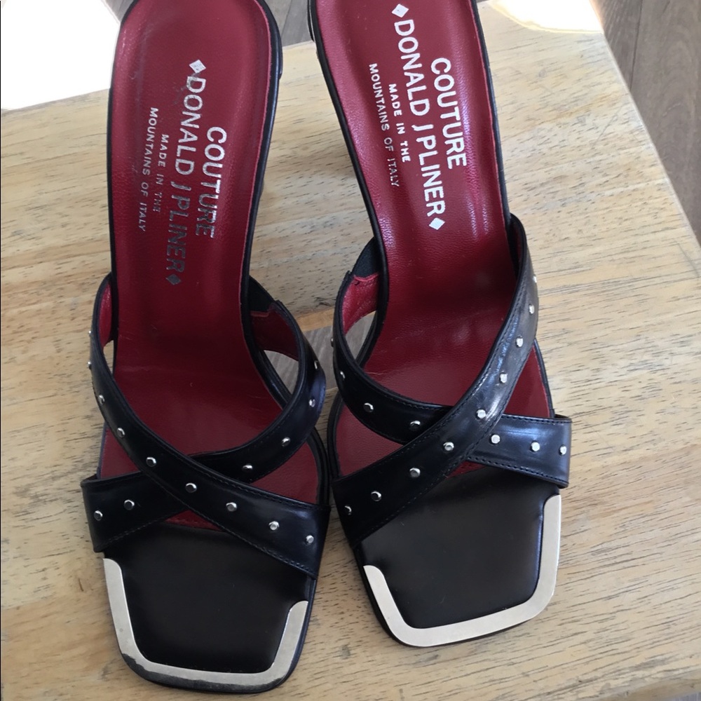 Couture Donald J Pliner sandals $ 40 size 7